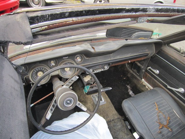 1967 ford mustang convertible V8