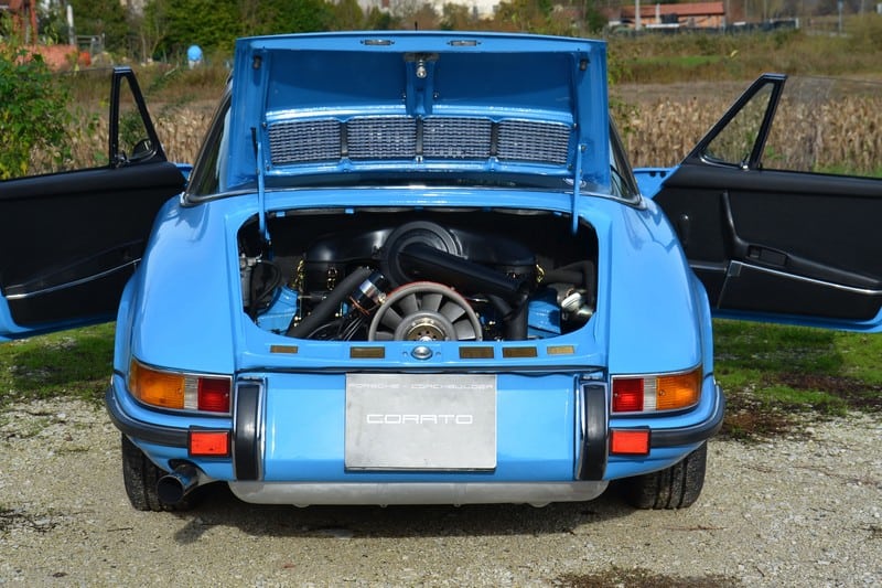 1970-Porsche-911-2-2-S-targa-pastel-blue-corato-alonso-authentic-porsche-restauration