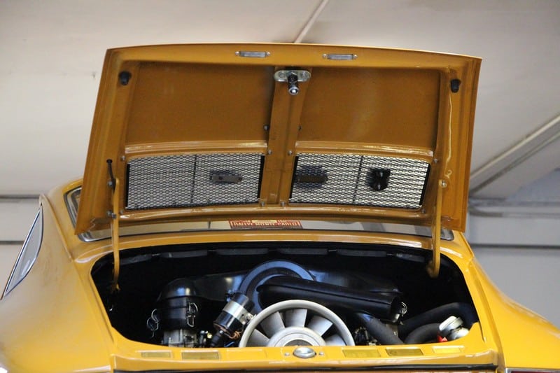 1967-porsche-911-2-0-t-coupe-bahama-yellow-corato-alonso-authentic-porsche-restoration