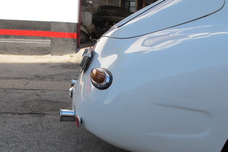 img-1964-Porsche-356-BT6-coupè-light-ivory-corato-alonso-authentic-porsche-restoration