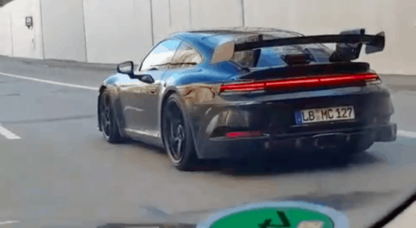 [VIDEO] Avvistato il prototipo di Porsche 911 GT3 2020